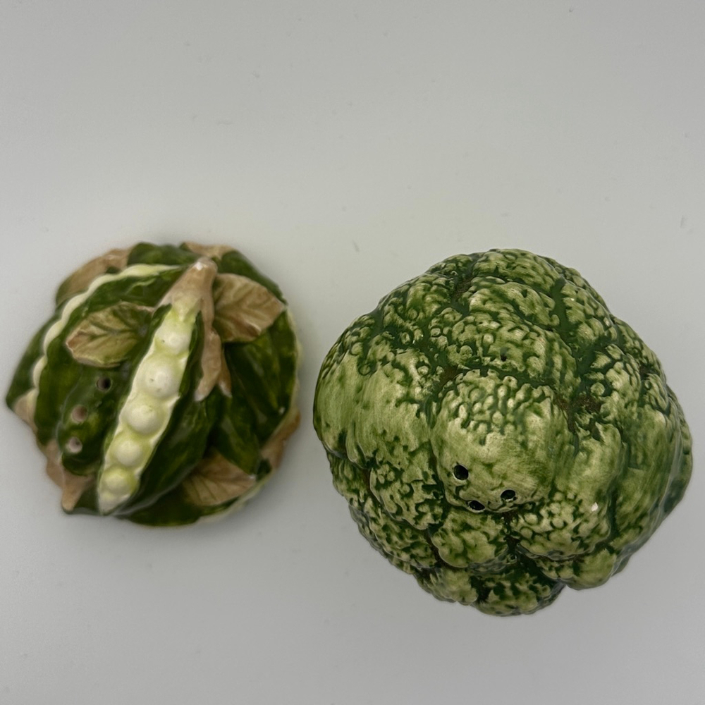 Vintage Vegetable Salt & Pepper Shakers – Pea Pod & Broccoli Ceramic